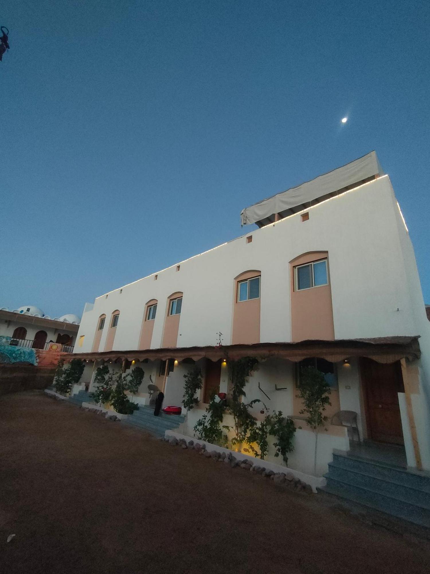 Al Deira Dahab Hotel Buitenkant foto